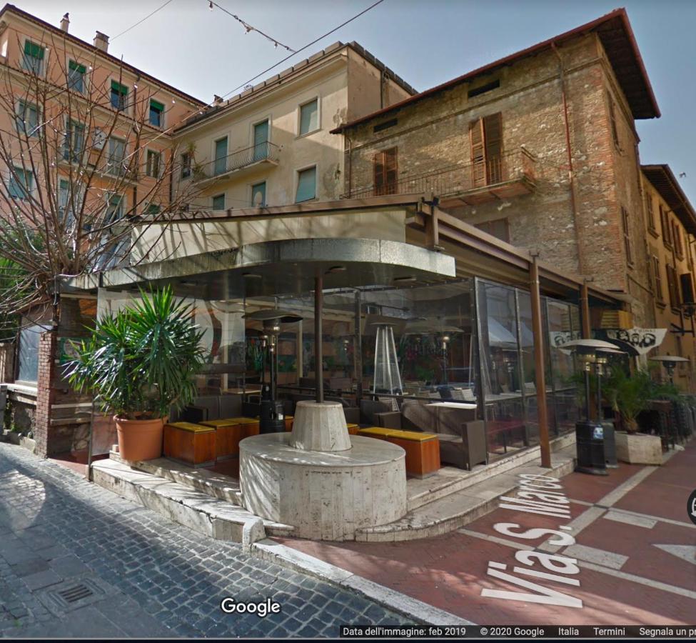 Alloggio Urbano - Centro Storico Terni Exterior foto